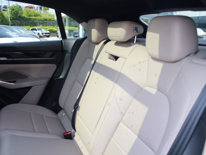 Porsche Macan 2026