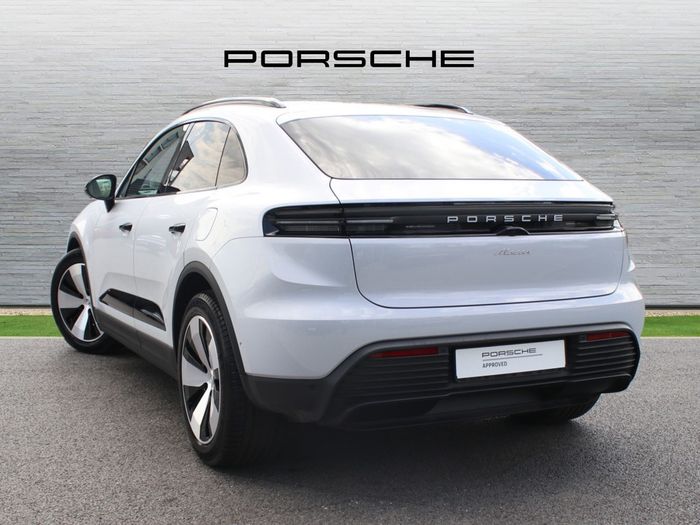 Porsche Macan 2026