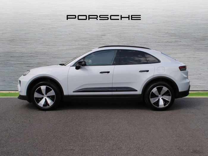 Porsche Macan 2026