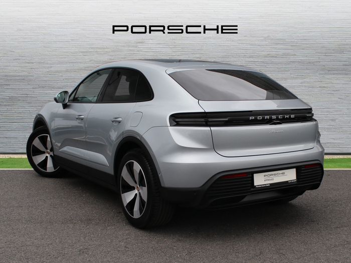 Porsche Macan 2026