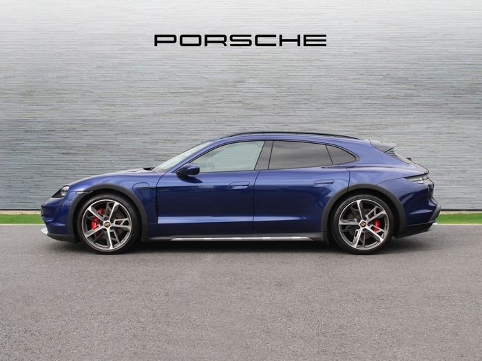 Porsche Taycan 2024