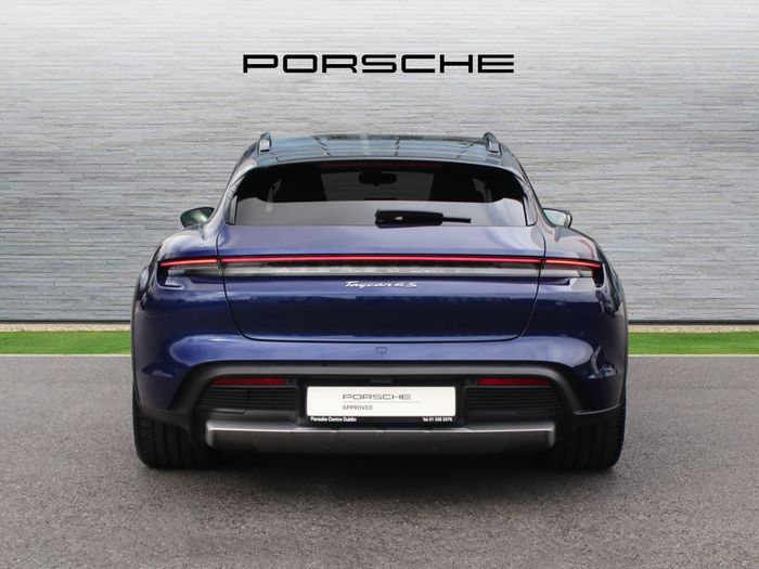 Porsche Taycan 2024