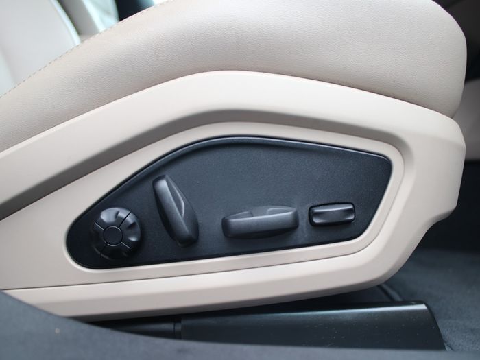 Porsche Taycan 2024
