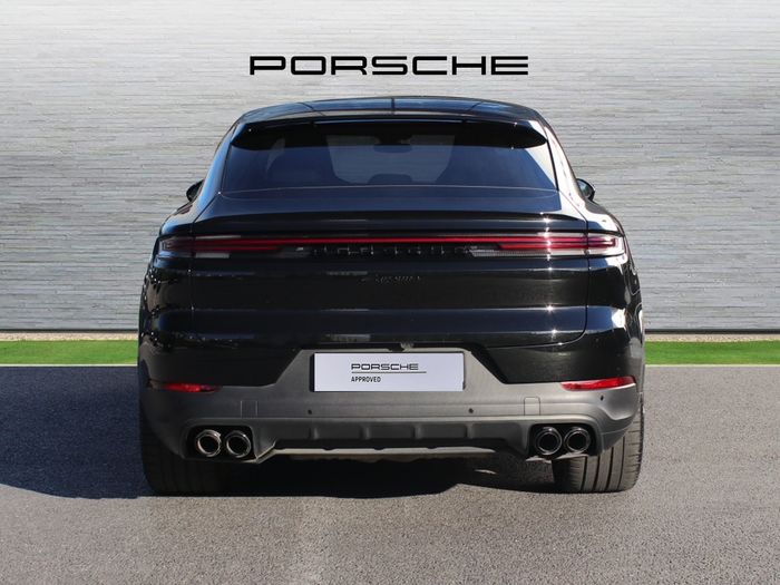 Porsche Cayenne 2025