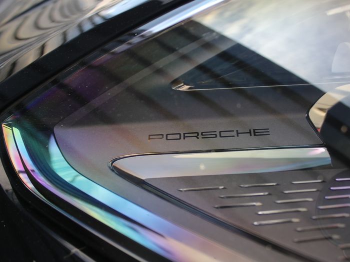 Porsche Cayenne 2025