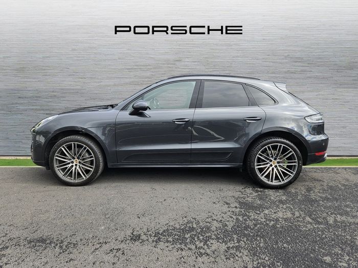 Porsche Macan 2021