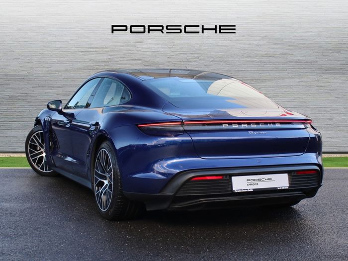 Porsche Taycan 2023