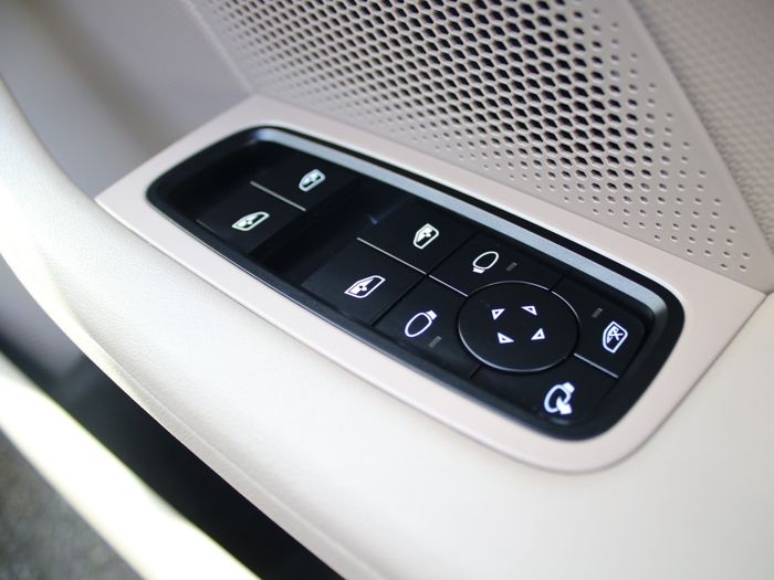 Porsche Taycan 2023