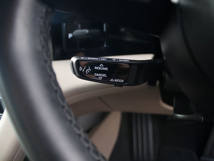 Porsche Taycan 2023