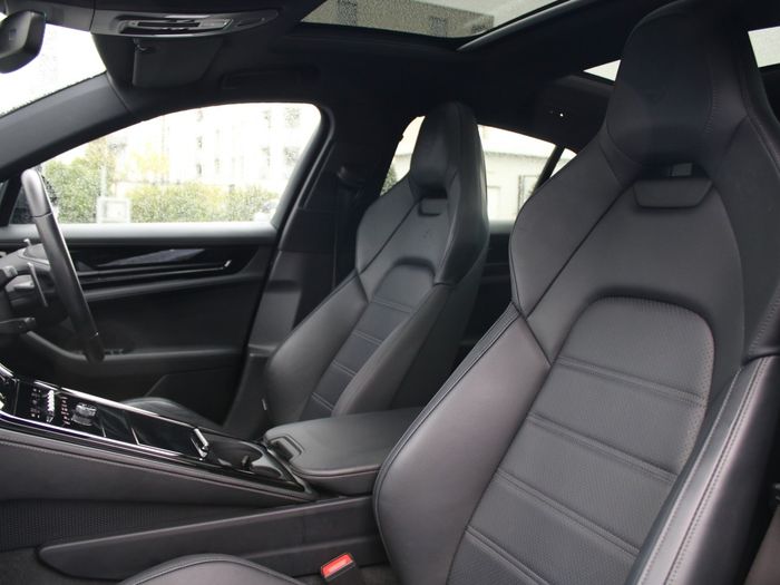 Porsche Panamera 2025
