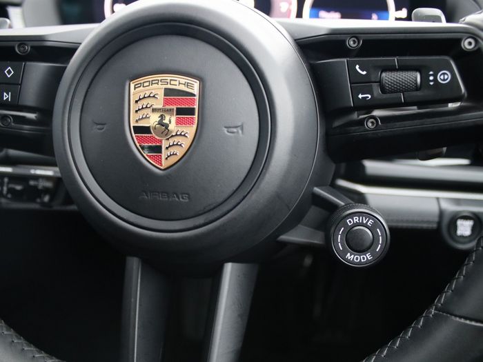 Porsche Panamera 2025