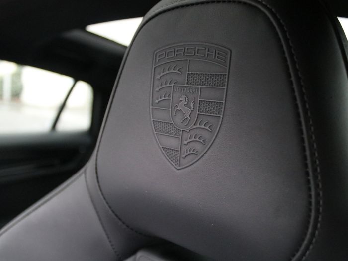 Porsche Panamera 2025