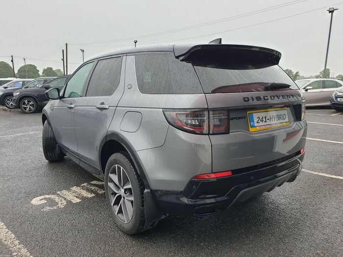 Land Rover Discovery Sport 2024
