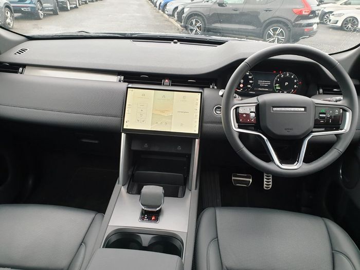 Land Rover Discovery Sport 2024