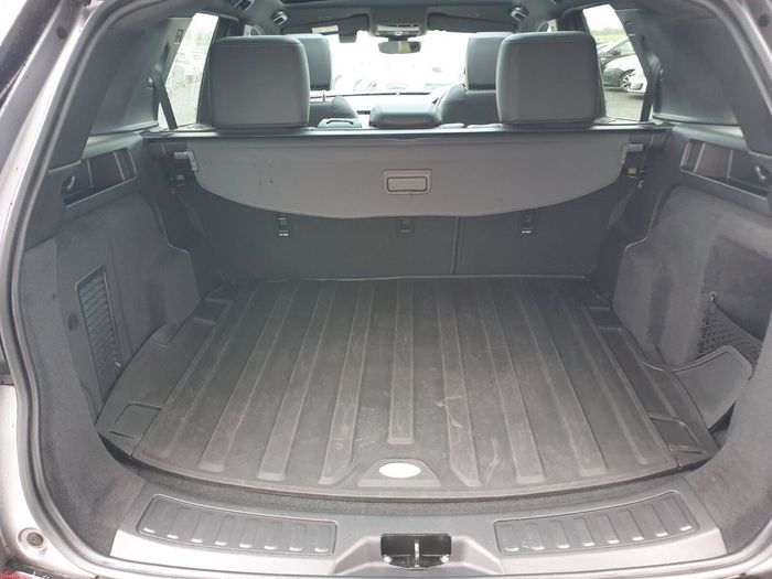 Land Rover Discovery Sport 2024