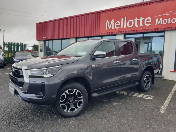 Toyota HiLux 2023