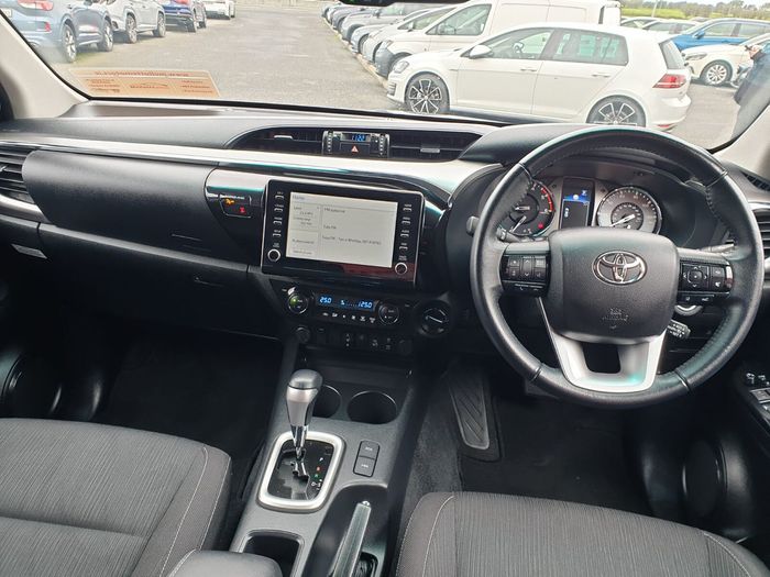 Toyota HiLux 2023
