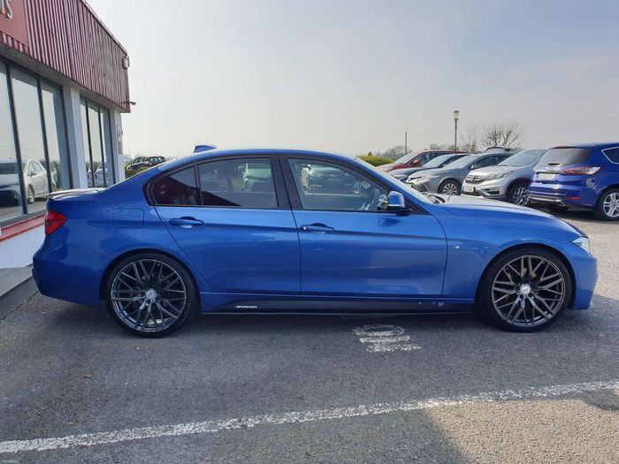 BMW 3 Series 2017
