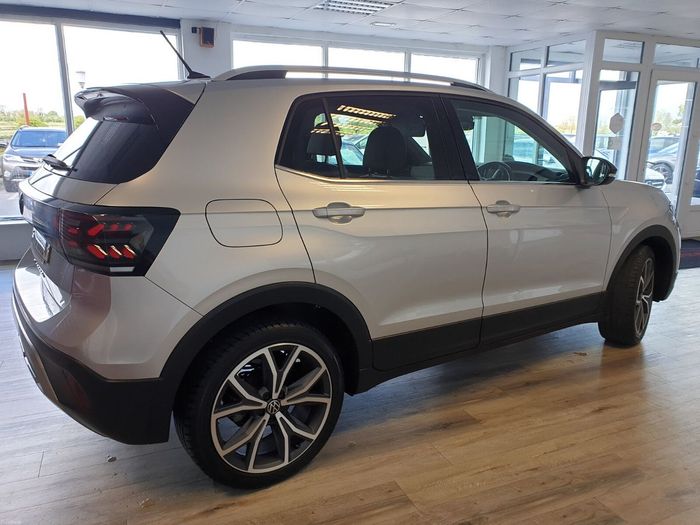 Volkswagen T-Cross 2024