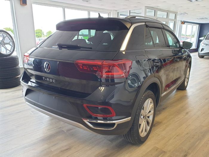 Volkswagen T-Roc 2023