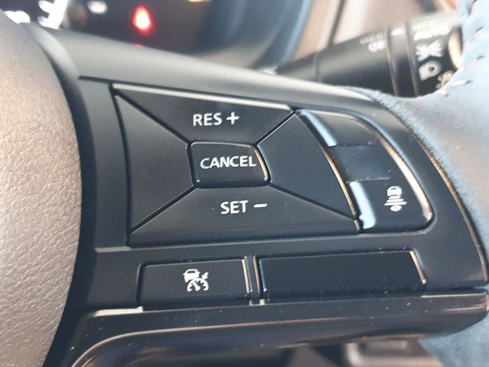 Nissan NOTE 2018