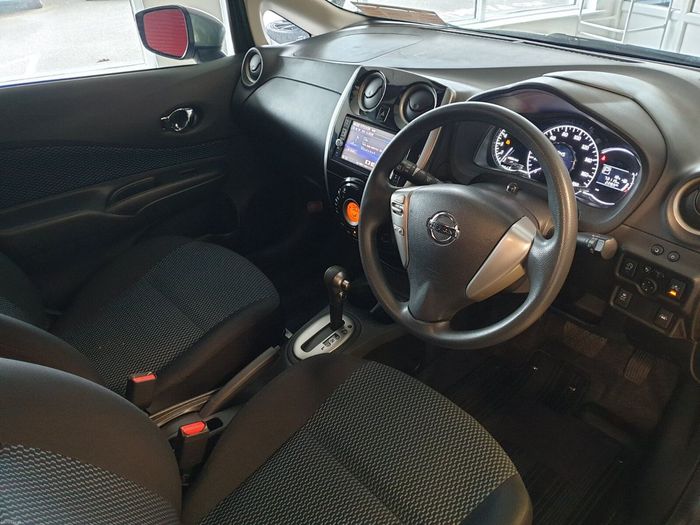 Nissan NOTE 2016
