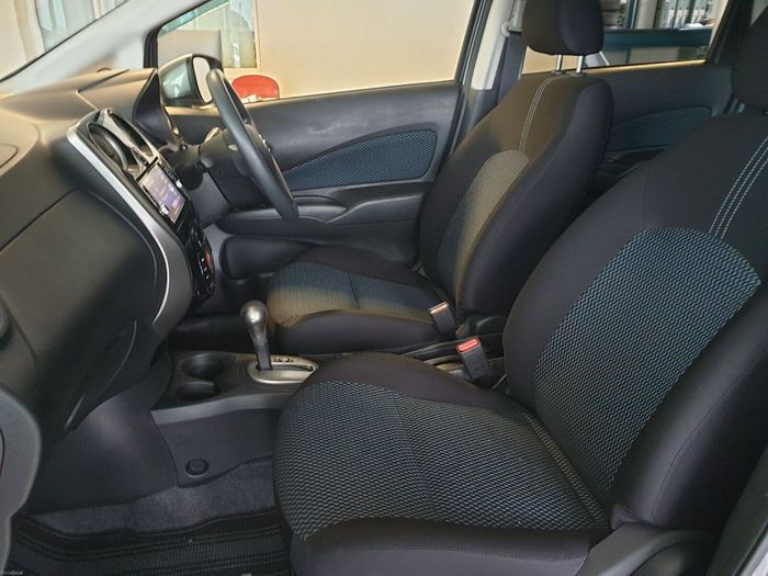 Nissan NOTE 2016
