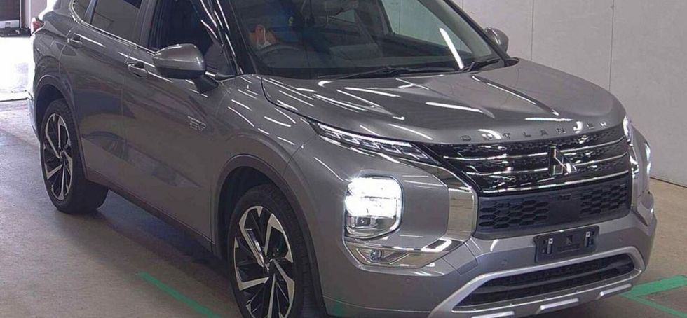 Mitsubishi Outlander 2023