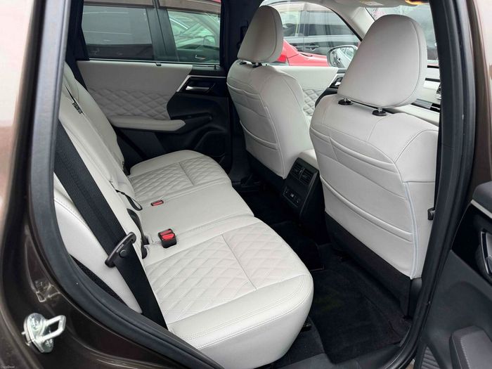 Mitsubishi Outlander 2022