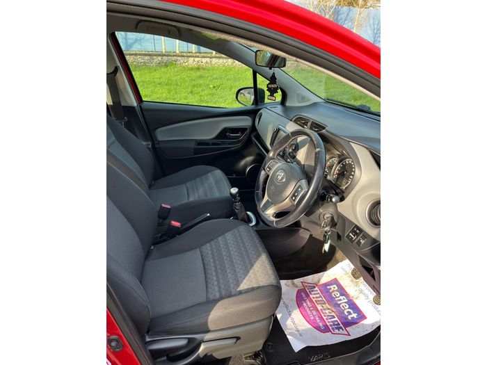 Toyota Yaris 2016