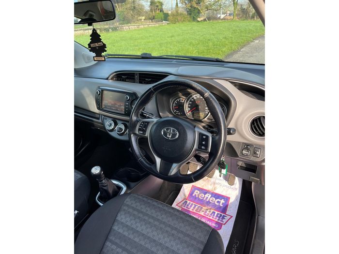 Toyota Yaris 2016