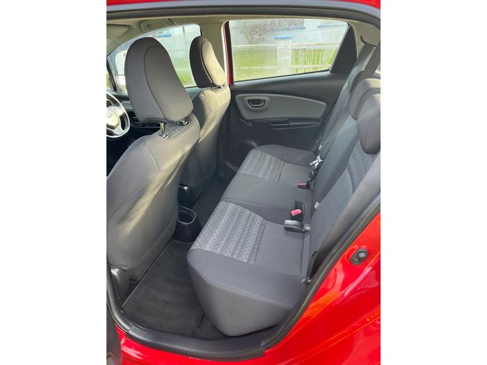 Toyota Yaris 2016