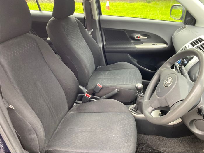 Toyota Urban Cruiser 2009