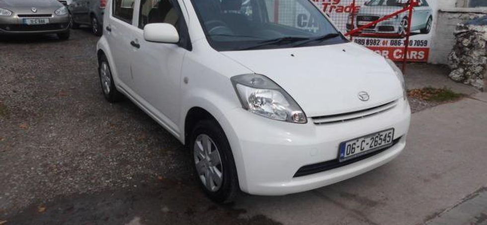 Daihatsu Sirion 2006