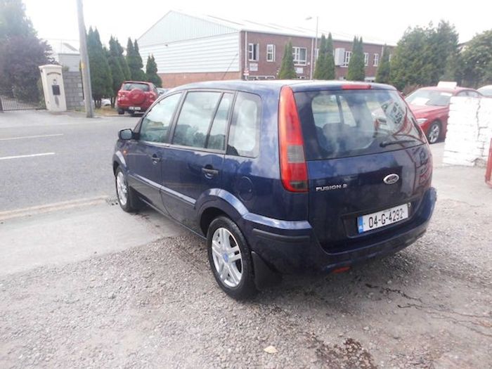 Ford Fusion 2004