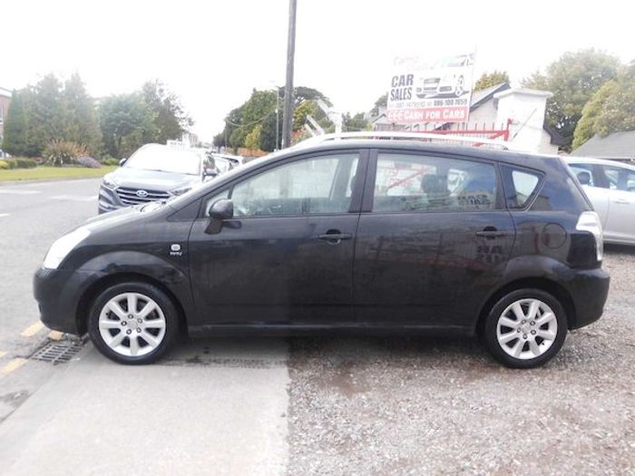 Toyota Corolla Verso 2005