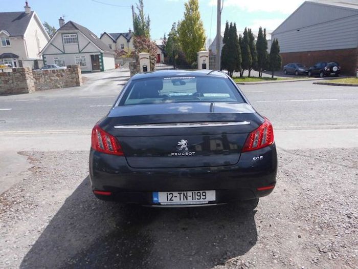 Peugeot 508  2012