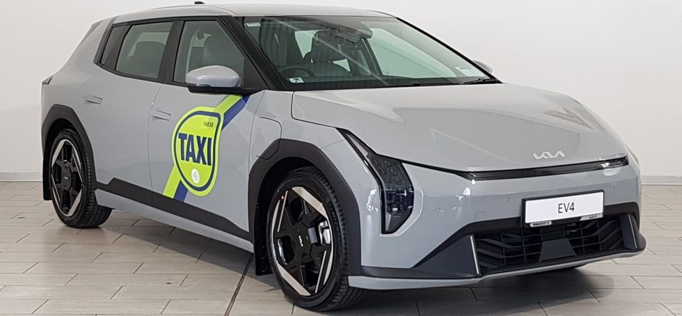 Kia EV4 2026