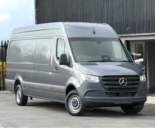 Mercedes-Benz Sprinter 2025