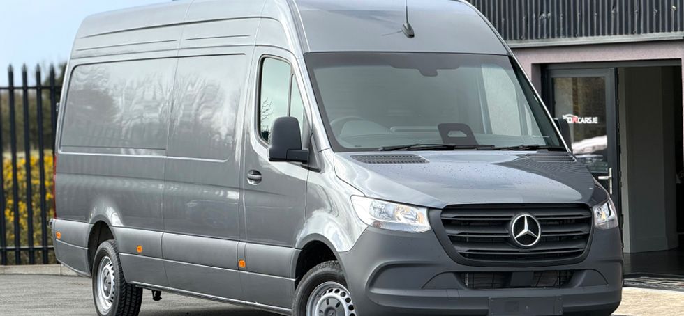 Mercedes-Benz Sprinter 2025