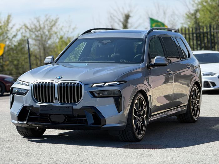 BMW X7 2025