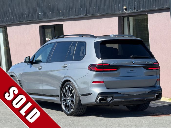 BMW X7 2025