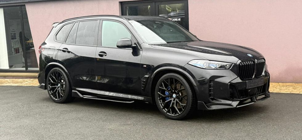 BMW X5 2023