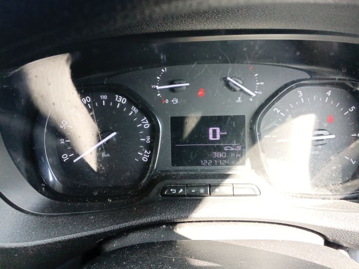 Peugeot Expert 2021