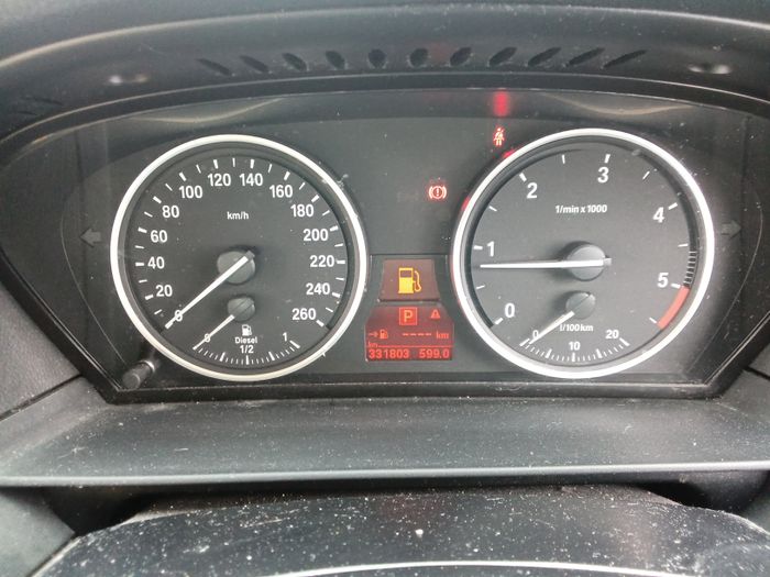 BMW 5 Series 2010