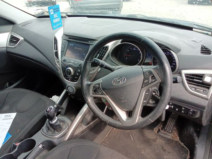 Hyundai Veloster 2013