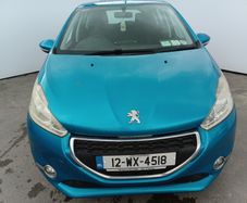 Peugeot 208 2012
