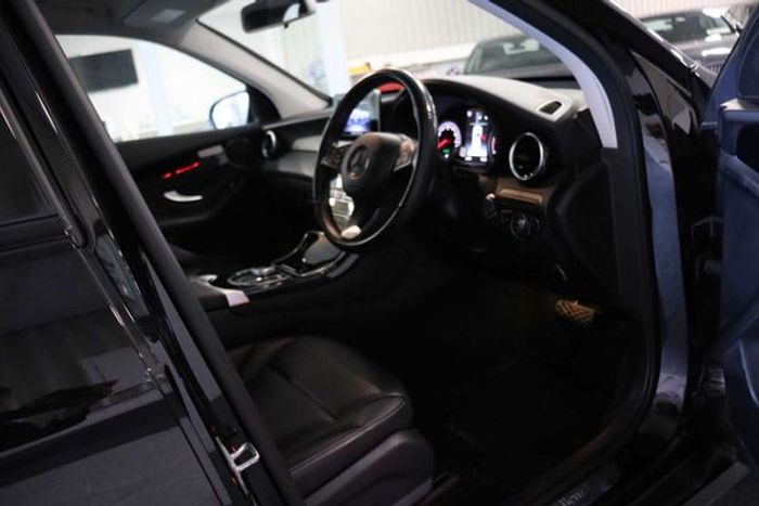 Mercedes-Benz GLC-Class 2018