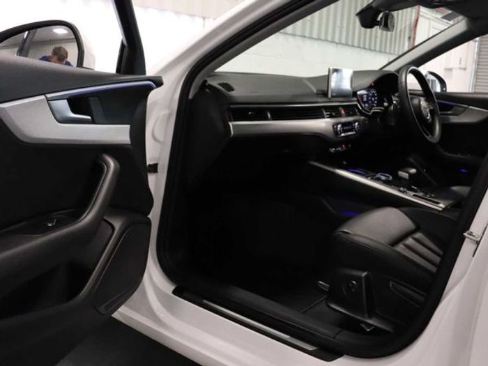 Audi A4 2019