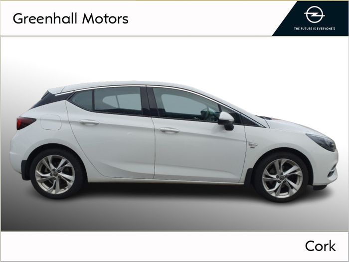 Opel Astra 2021